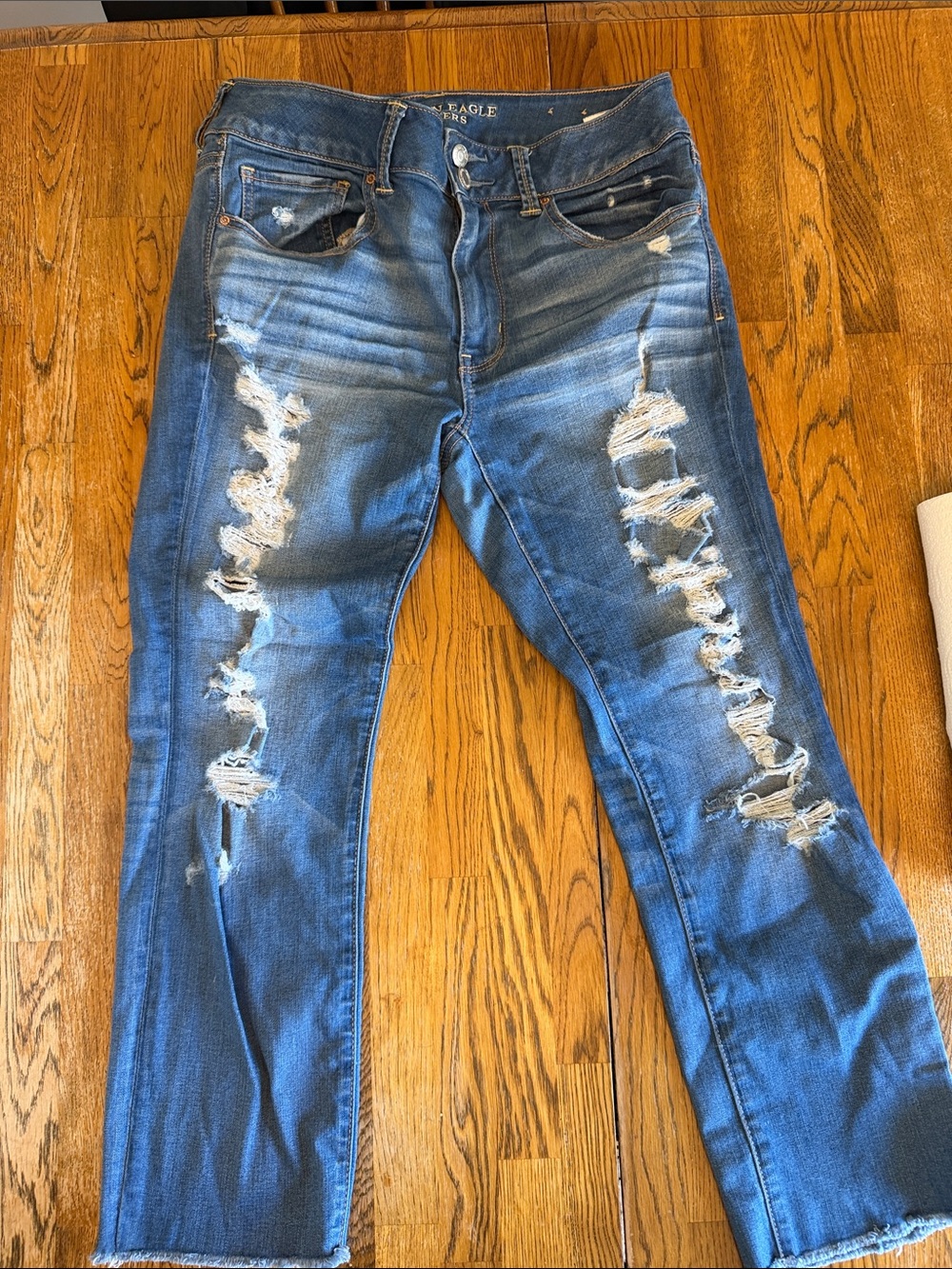 American Eagle Outfitters Women's Ripped Medium Blue Skinny Jeans